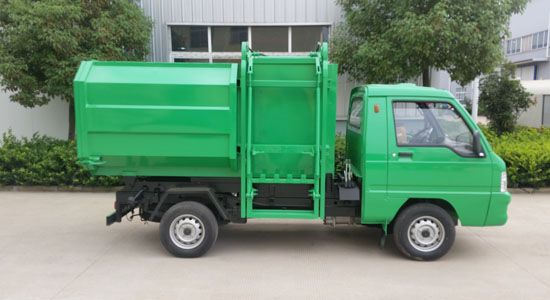 楚勝牌福田時(shí)代最小自裝卸式垃圾車