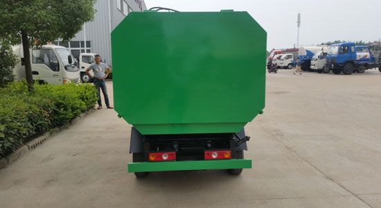 楚勝牌福田時(shí)代最小自裝卸式垃圾車