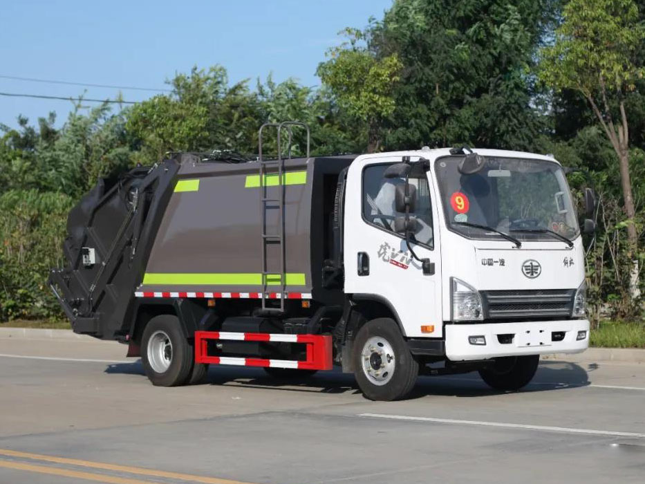 解放6方壓縮式垃圾車(chē)